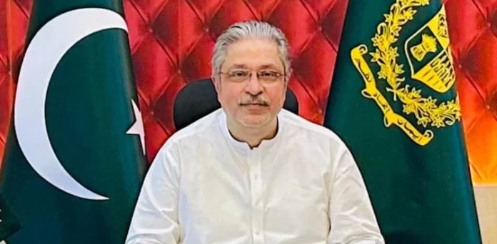 Imran Khan, Mahmood Achakzai meeting expected soon, claims Ikhtiar Wali