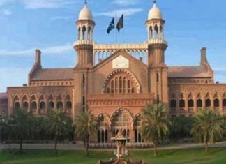 LHC seeks replies over Bhati Gate manhole tragedy by March 3